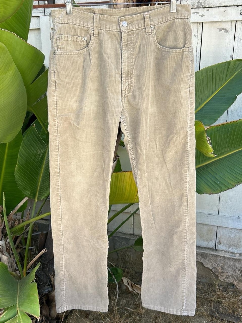 Vintage 2000 Levi’s 505 Corduroy Pants 33x30 Beige Tan Straight Leg